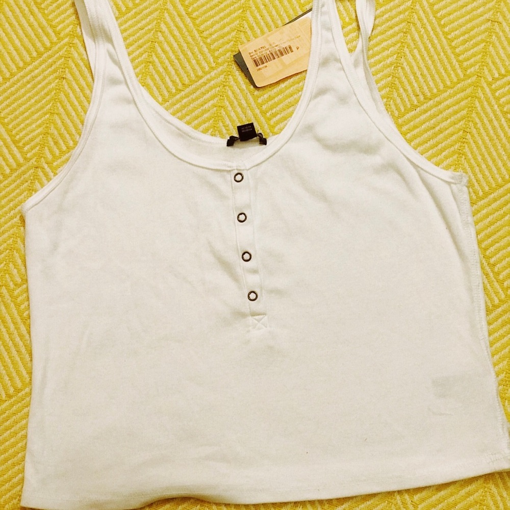 Snap Placket Tank
